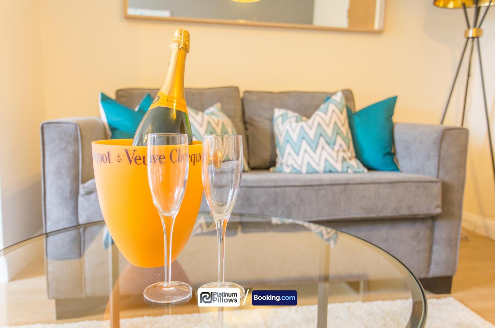Modern Oxford 2 Bedroom Apartments, Near Headington Hospital, Families & Contractor Accommodation With Parking Ngoại thất bức ảnh